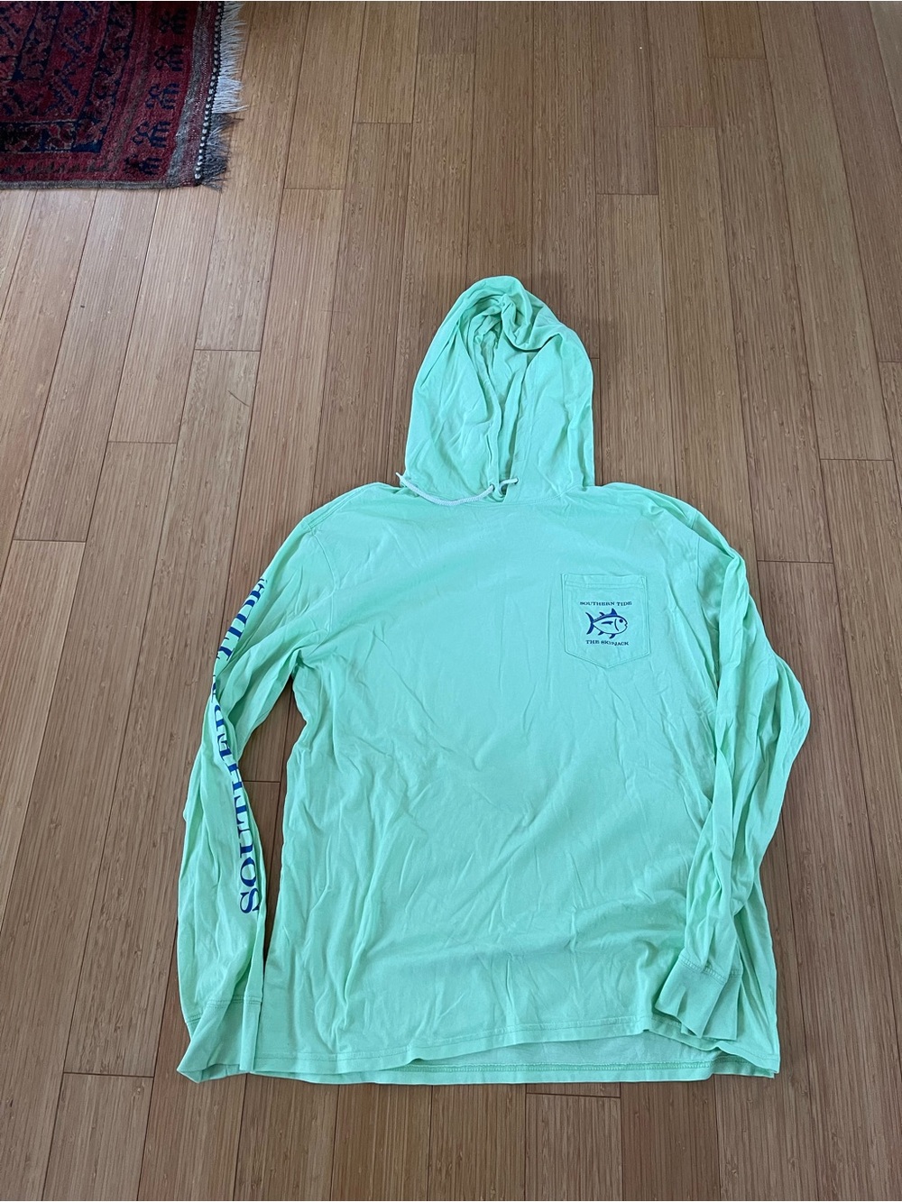Southern Tide Light Green Hooded Long Sleeve Pocket Tee, size xl